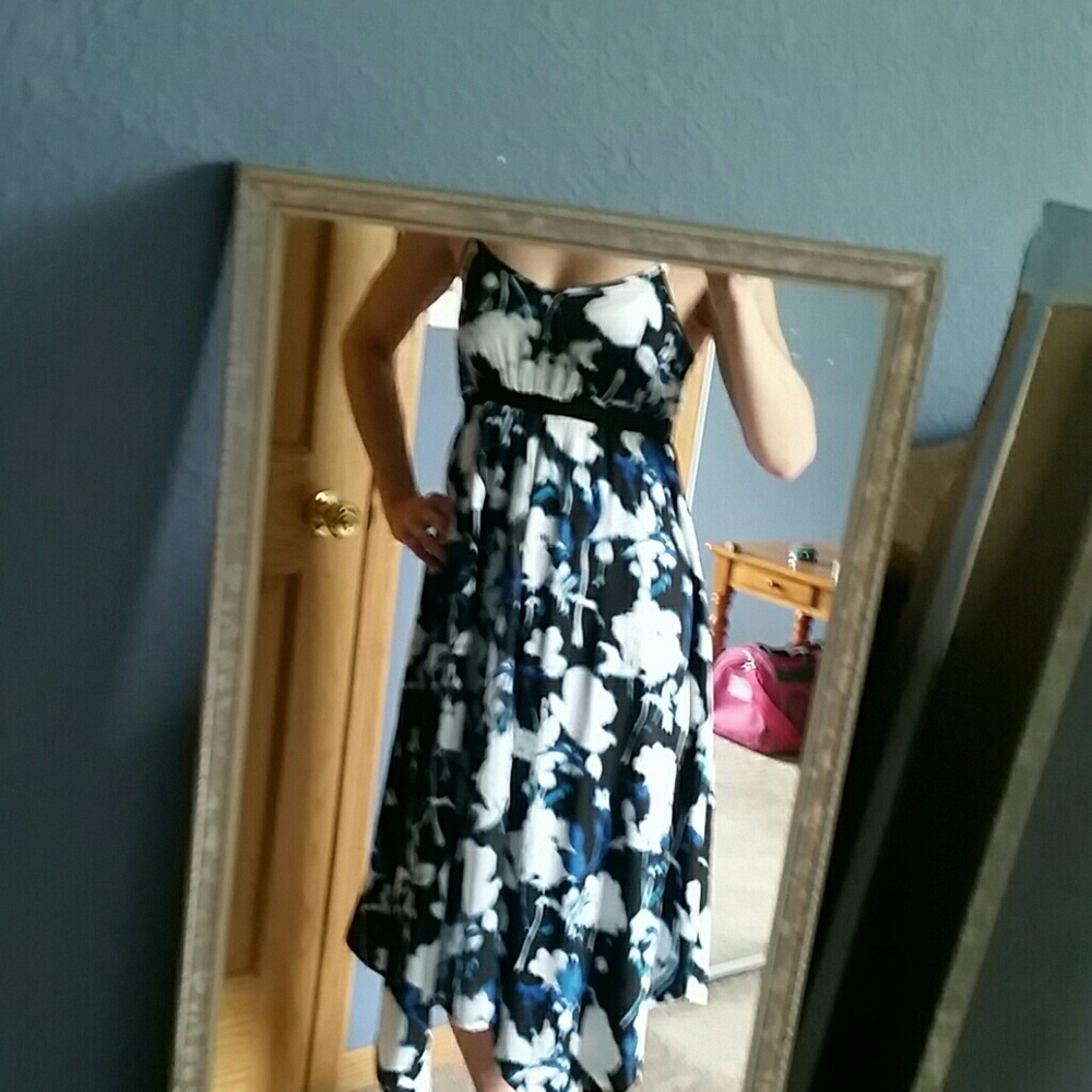 Simply Vera Dress